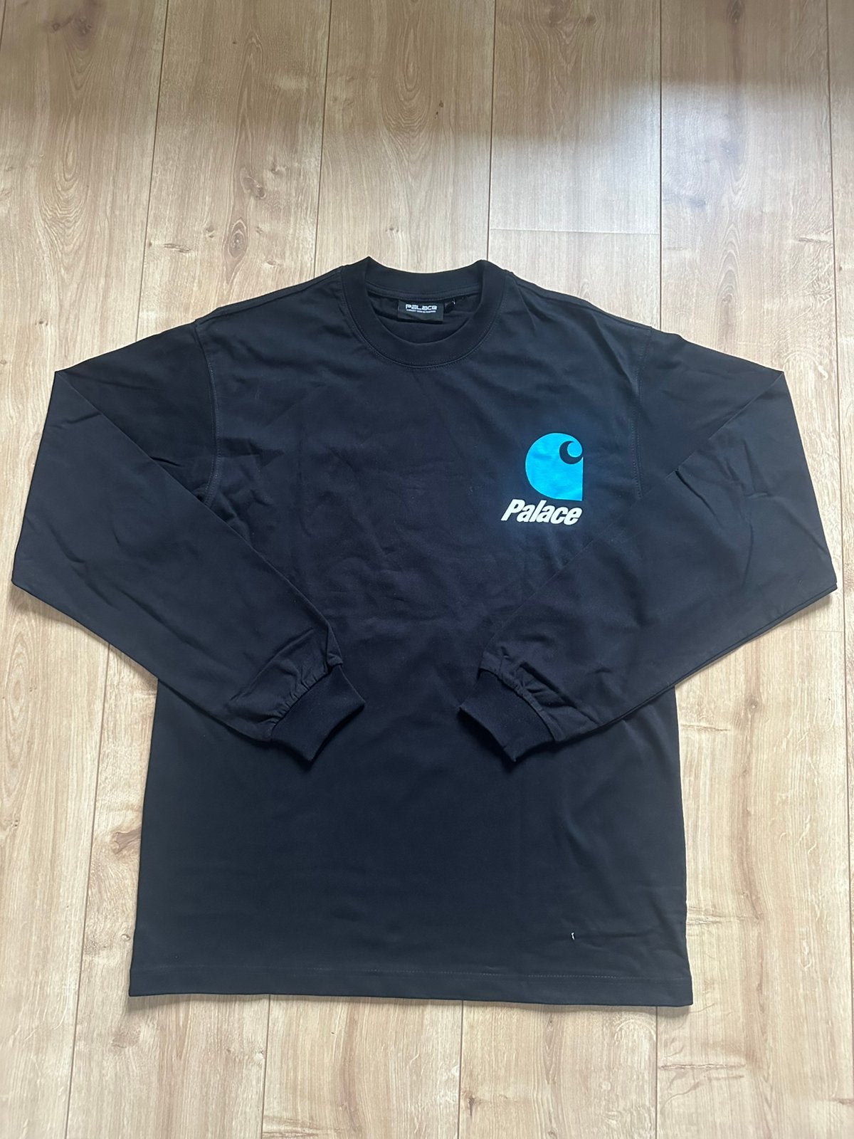 Carhartt x Palace longsleeve zwart, Ophalen of Verzenden, Zo goed als nieuw, Maat 48/50 (M), Zwart