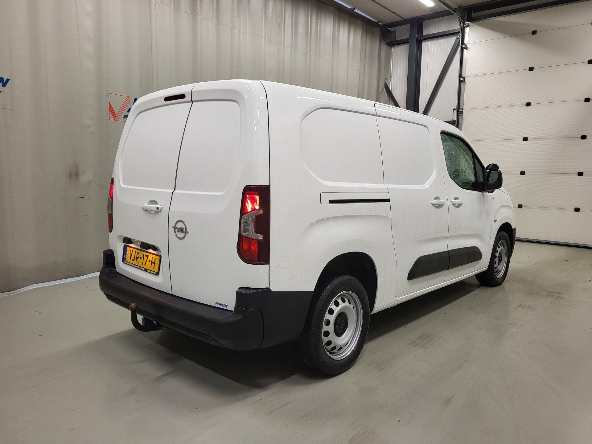 Opel Combo 1.5D 130pk L2/H1 Automaat Euro 6!, Gebruikt, Euro 6, 4 cilinders, Origineel Nederlands