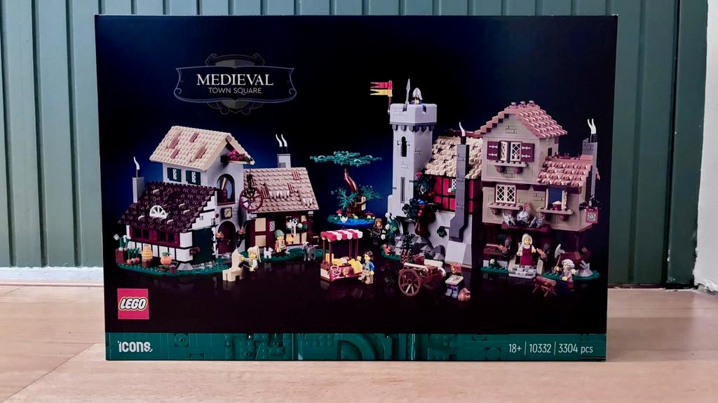 Lego icons 10332 - Medieval town square - Nieuw in doos, Kinderen en Baby's, Speelgoed | Duplo en Lego, Lego, Nieuw, Ophalen of Verzenden