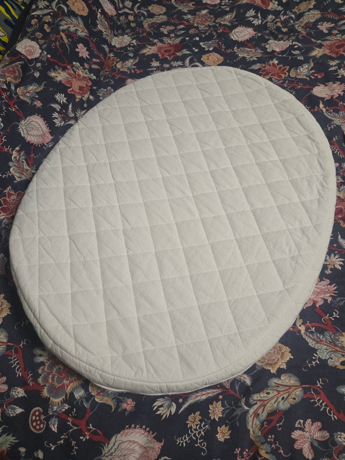 Ovaal matrasje voor wieg of reisbedje stokke bed mini, Kinderen en Baby's, Babywiegjes en Ledikanten, Ophalen of Verzenden, Zo goed als nieuw