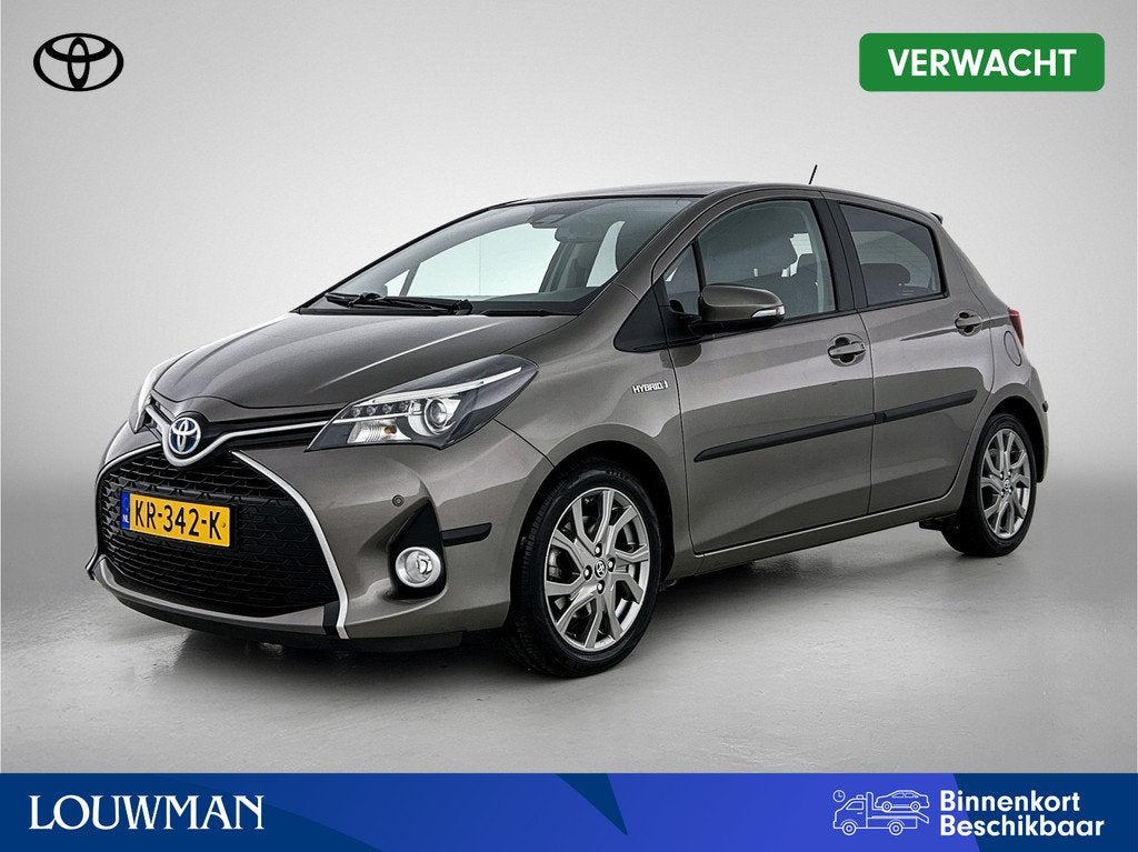 Toyota Yaris 1.5 Hybrid Dynamic | Dealer onderhouden | Panor, 12 maanden, Gebruikt, 4 cilinders, 1070 kg