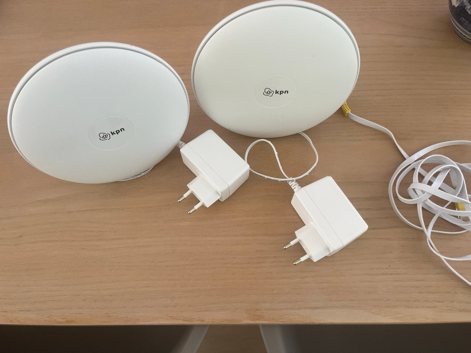 Twee wifiversterkers van KPN, Ophalen of Verzenden, Zo goed als nieuw, Adapter, Samsung