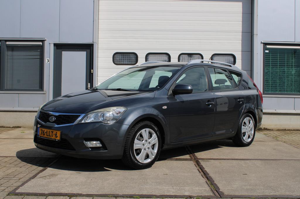 Kia Cee’d 1.6 Sporty Wagon 2010 Grijs dealer onderhouden, Auto's, Kia, Voorwielaandrijving, 1591 cc, 4 cilinders, Origineel Nederlands
