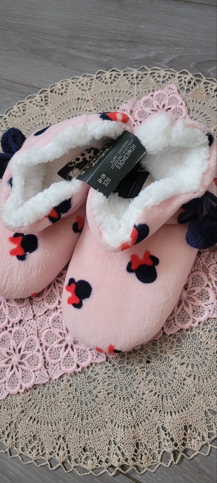 Nieuwe Disney Minnie Mouse pantoffels maat 40-41, Kleding | Dames, Disney, Nieuw, Ophalen of Verzenden, Roze