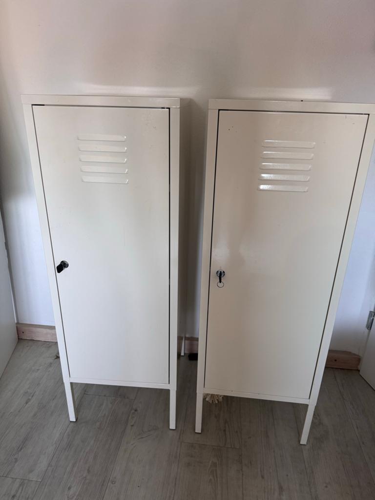 Set van 2 metalen lockers/kasten - Crème wit, Ophalen of Verzenden, Gebruikt