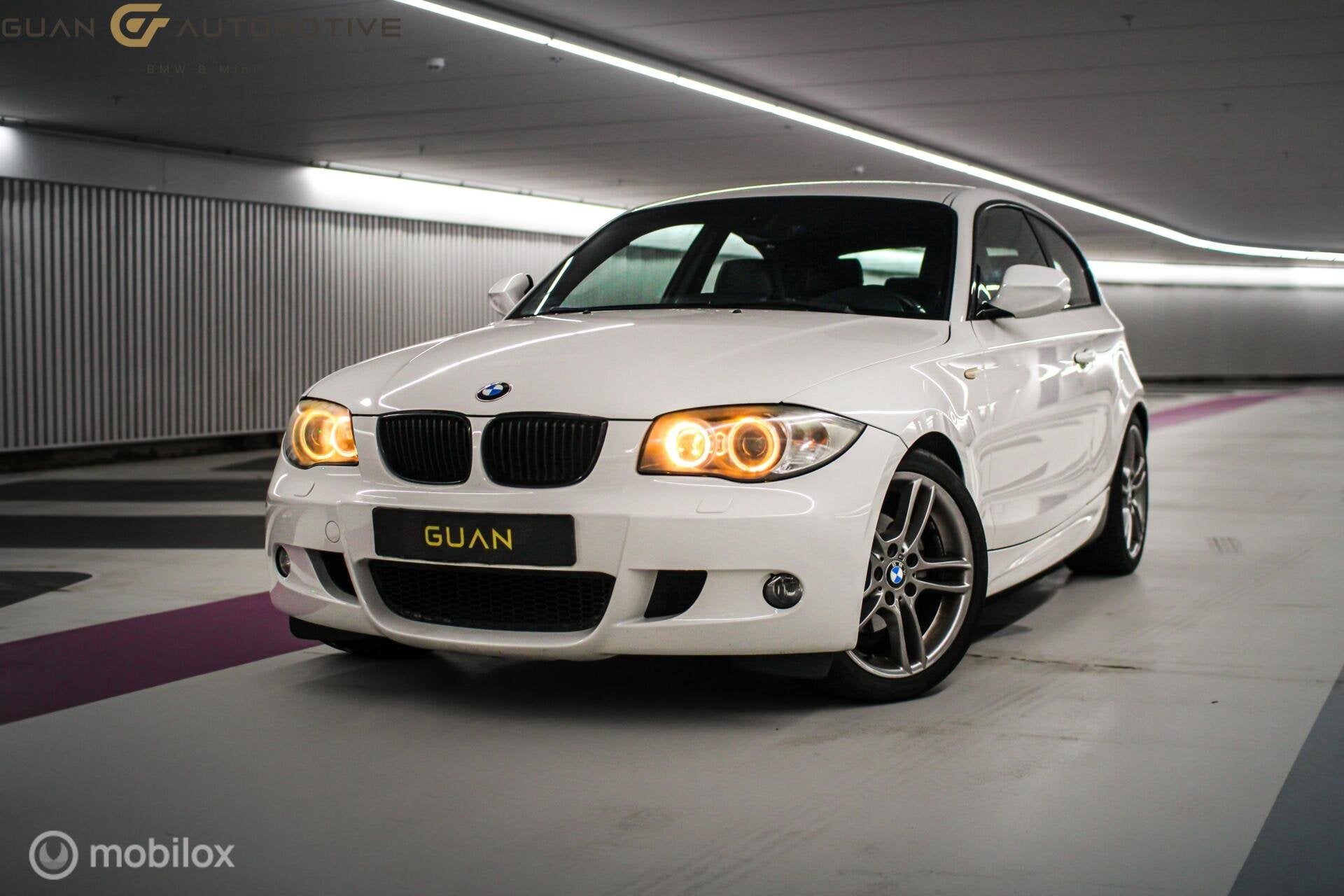 BMW 1-serie 120i | M-Sport | H&K | Leder | Stoelverw |, Auto's, 1-Serie, Euro 5, 4 cilinders, 4 stoelen