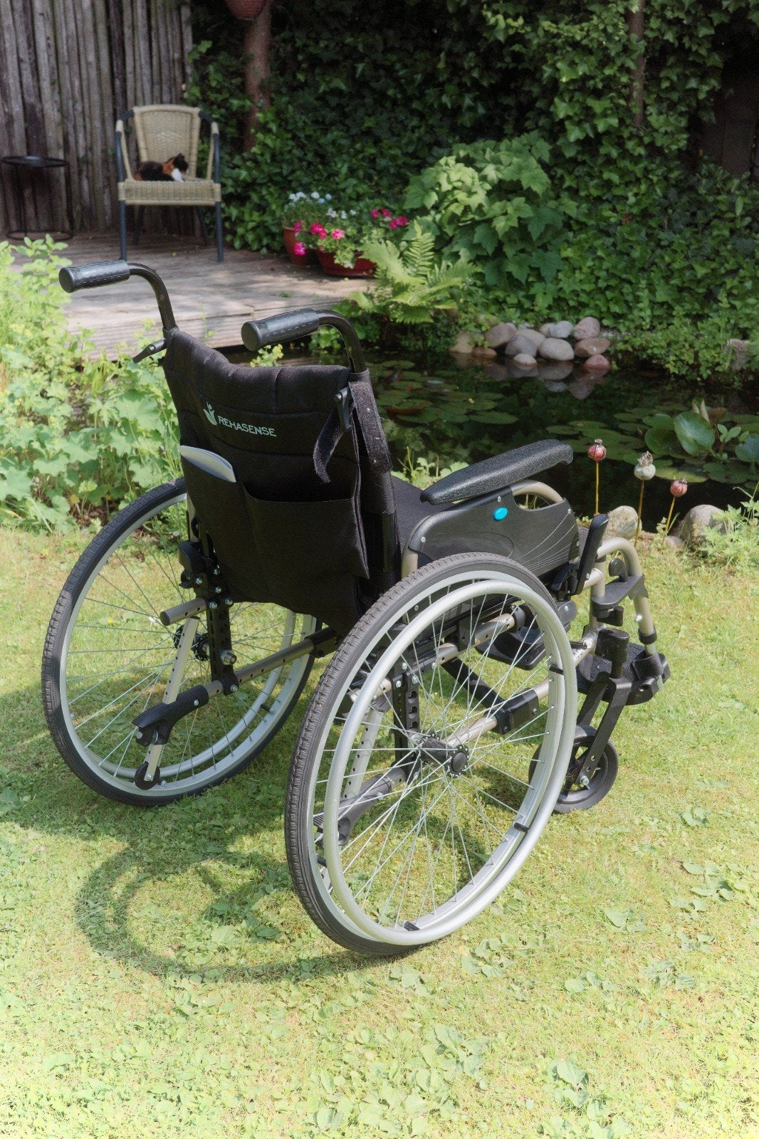 Lichtgewicht aluminium rolstoel. Rehasense icon 40, Ophalen