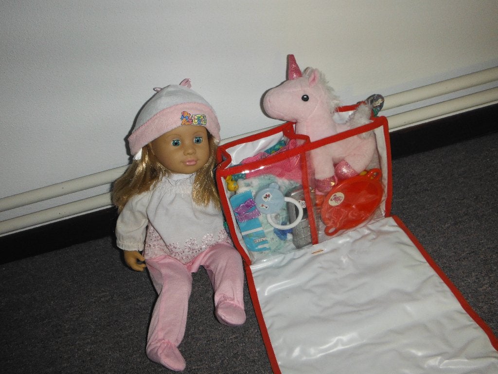 baby  chou chou met verzorgingstas met acc, Kinderen en Baby's, Speelgoed | Poppen, Ophalen, Zo goed als nieuw, Babypop