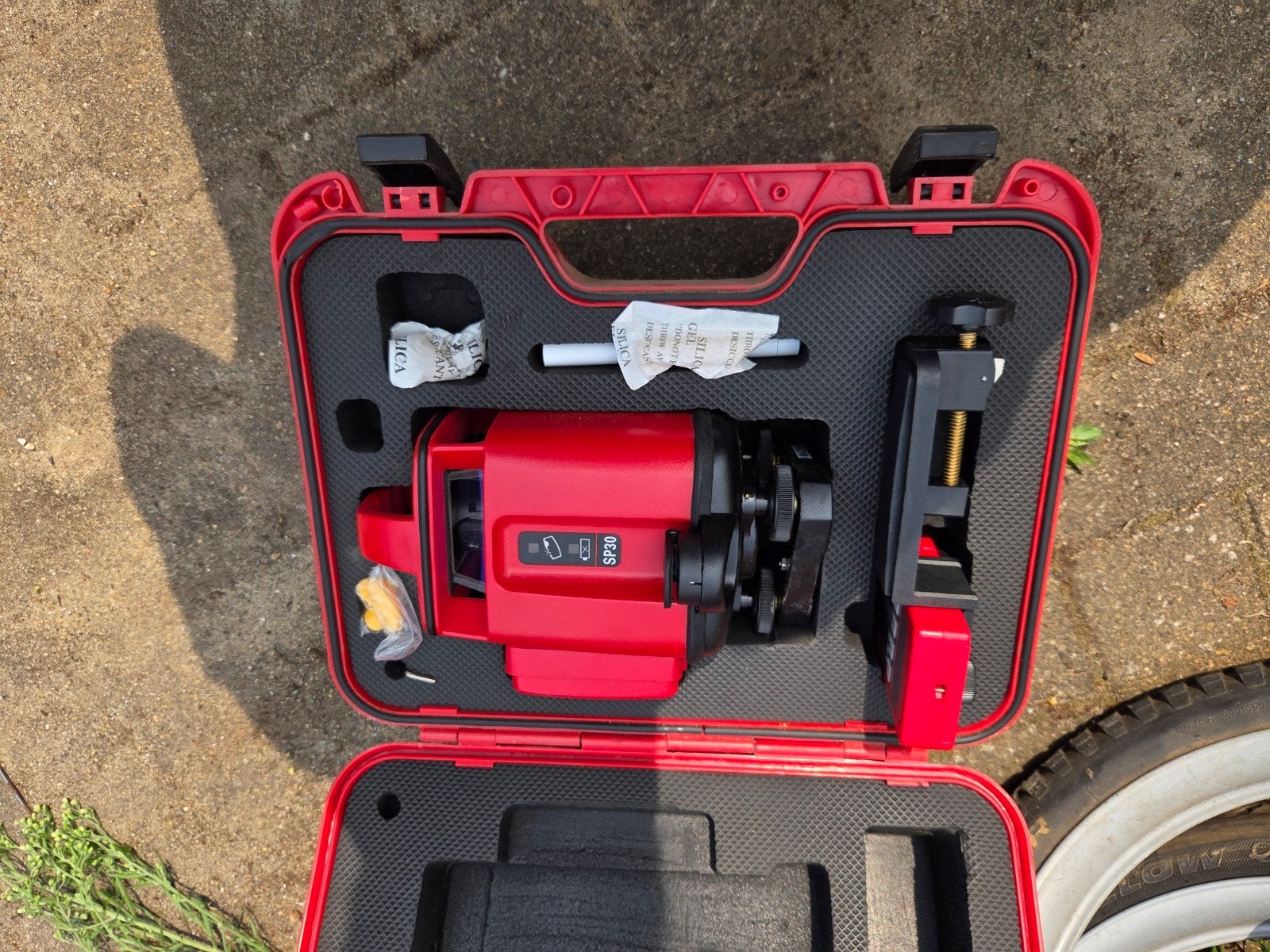 Auto Laser Level SP90 in koffer, Doe-het-zelf en Verbouw, Meetapparatuur, Ophalen of Verzenden, Gebruikt, Licht