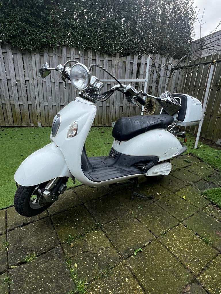 Retro Scooterhelm met Bril - Zwart, Italiaanse Strepen, Ophalen, Gebruikt, Small
