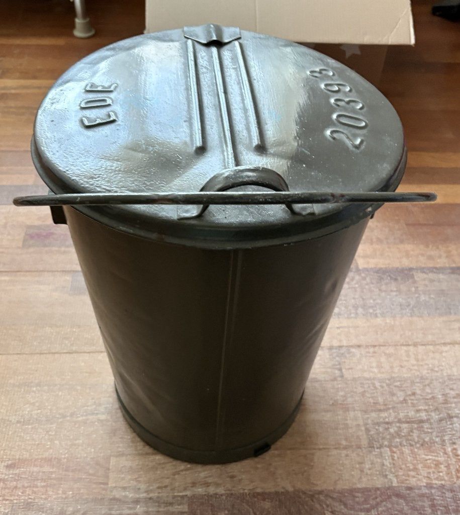 vuilnisbak - Ede, Ophalen, 40 liter of meer, Zo goed als nieuw, Metaal