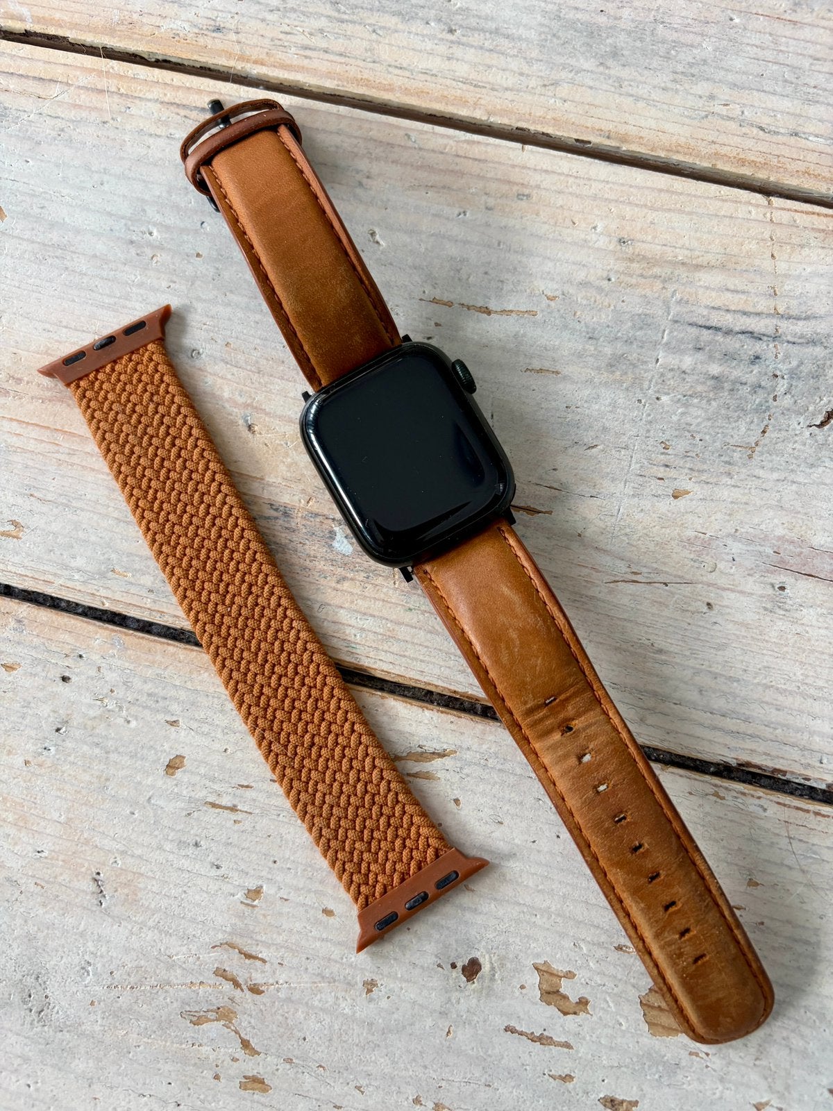 Apple Watch Series 7 41mm GPS groen – 87% accu + 2 bandjes, Gebruikt, IOS, Ophalen of Verzenden, Waterdicht
