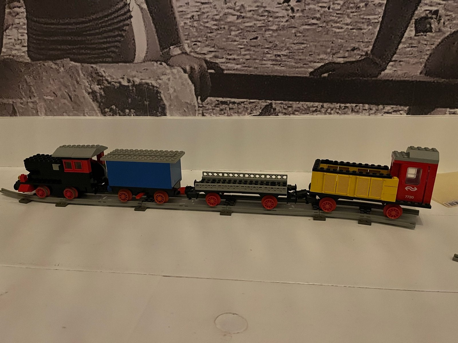LEGO Trein met wagons - Werkt op batterijen, Kinderen en Baby's, Gebruikt, Lego, Overige typen, Ophalen of Verzenden