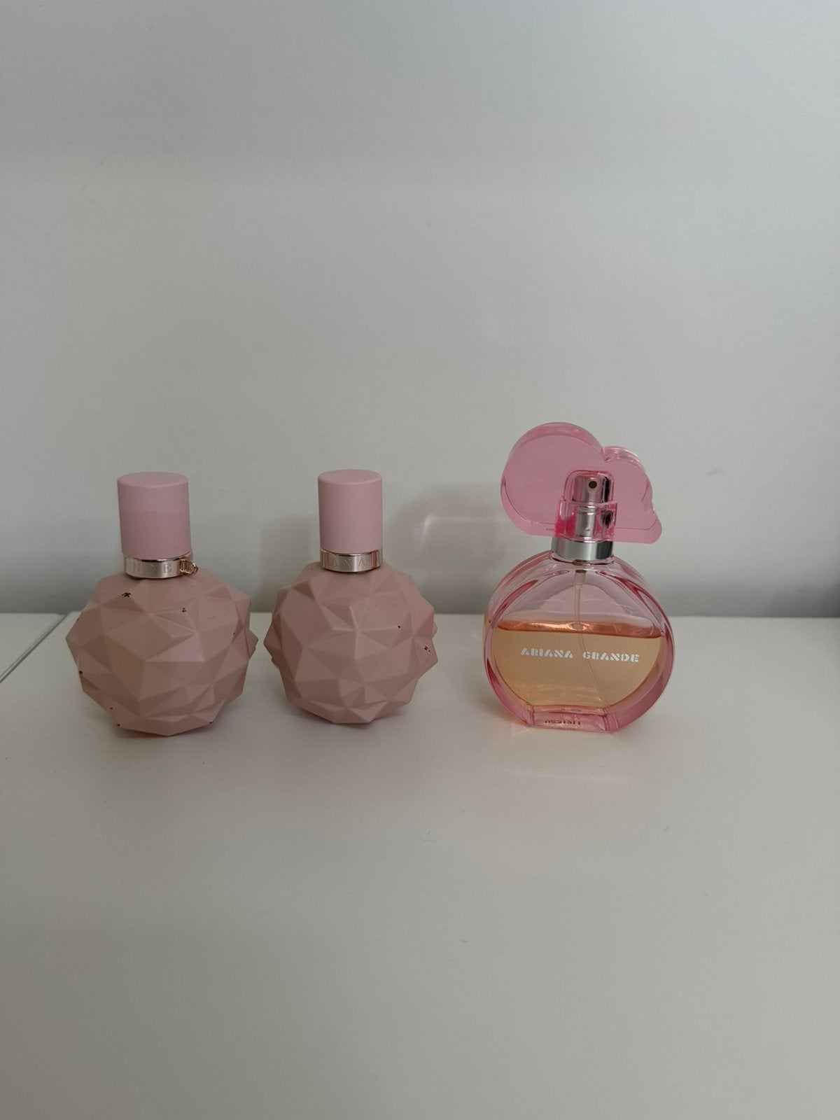 Ariana grande perfum, Ophalen, Zo goed als nieuw