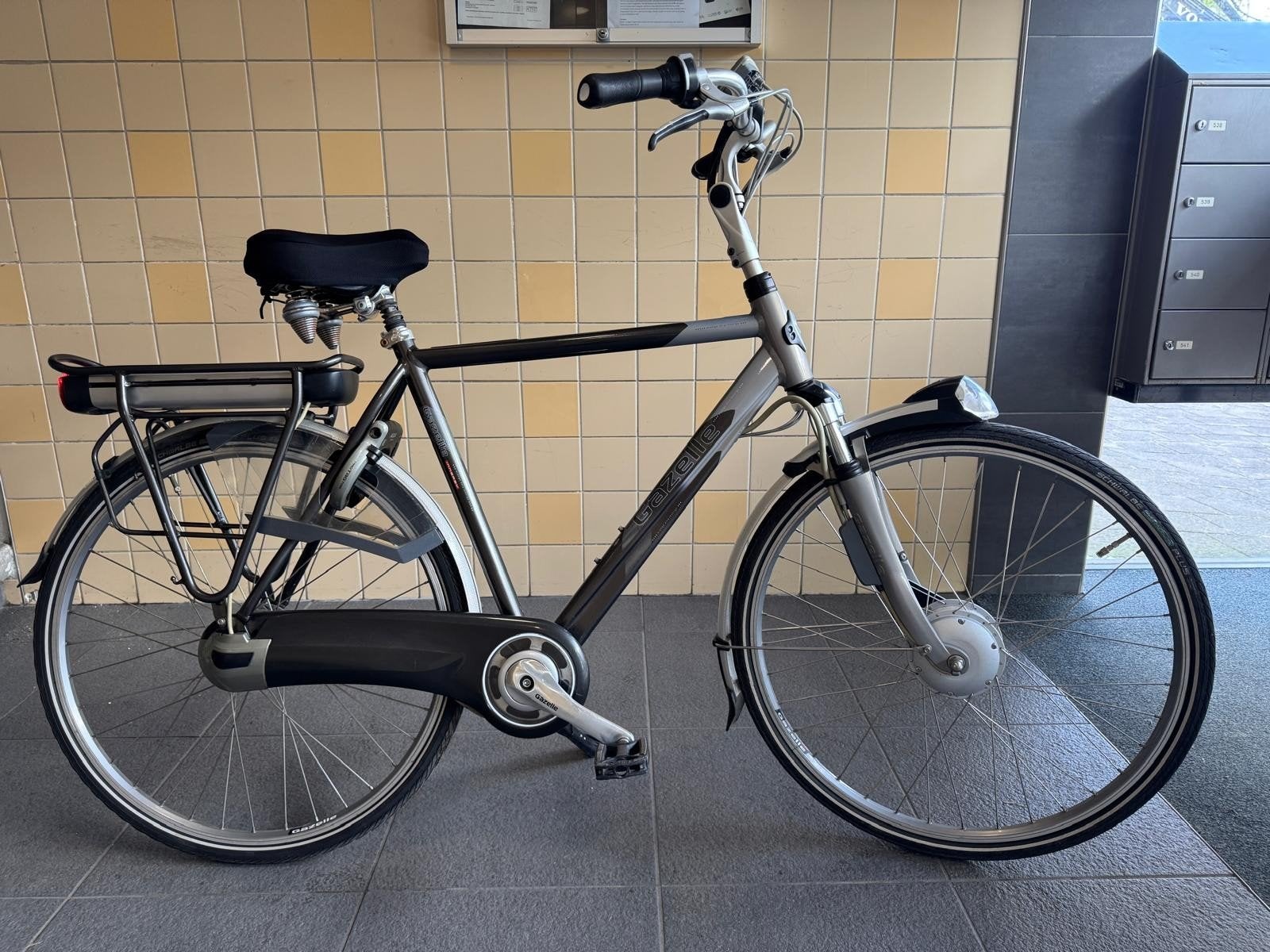 Gazelle Orange elektrische herenfiets, Ophalen, Versnellingen, Zo goed als nieuw, 57 tot 61 cm