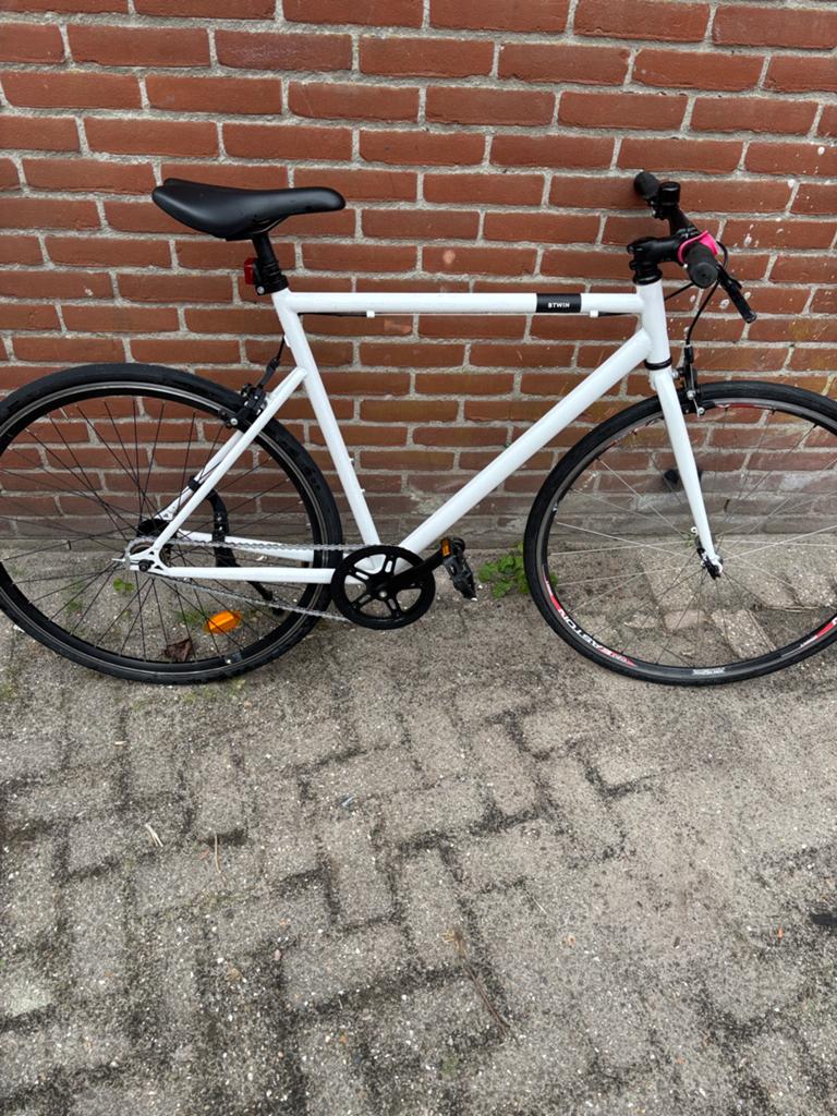 Btwin decathlon single speed fiets bike elops 500, Ophalen, Zo goed als nieuw, Minder dan 10 versnellingen, Overige merken