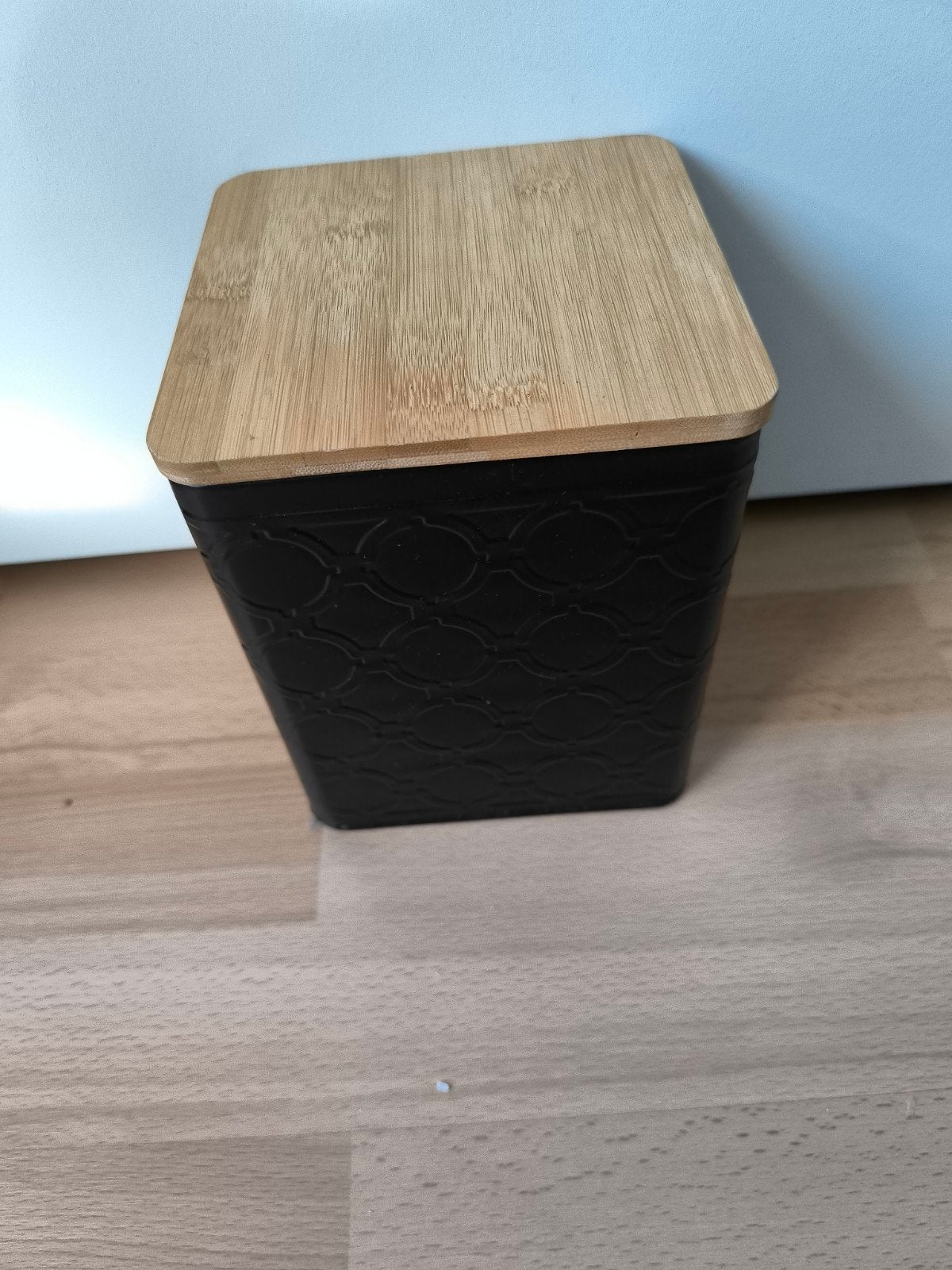 Zwart opbergbakje met bamboe deksel, Ophalen, Zo goed als nieuw, Kunststof, Minder dan 50 cm