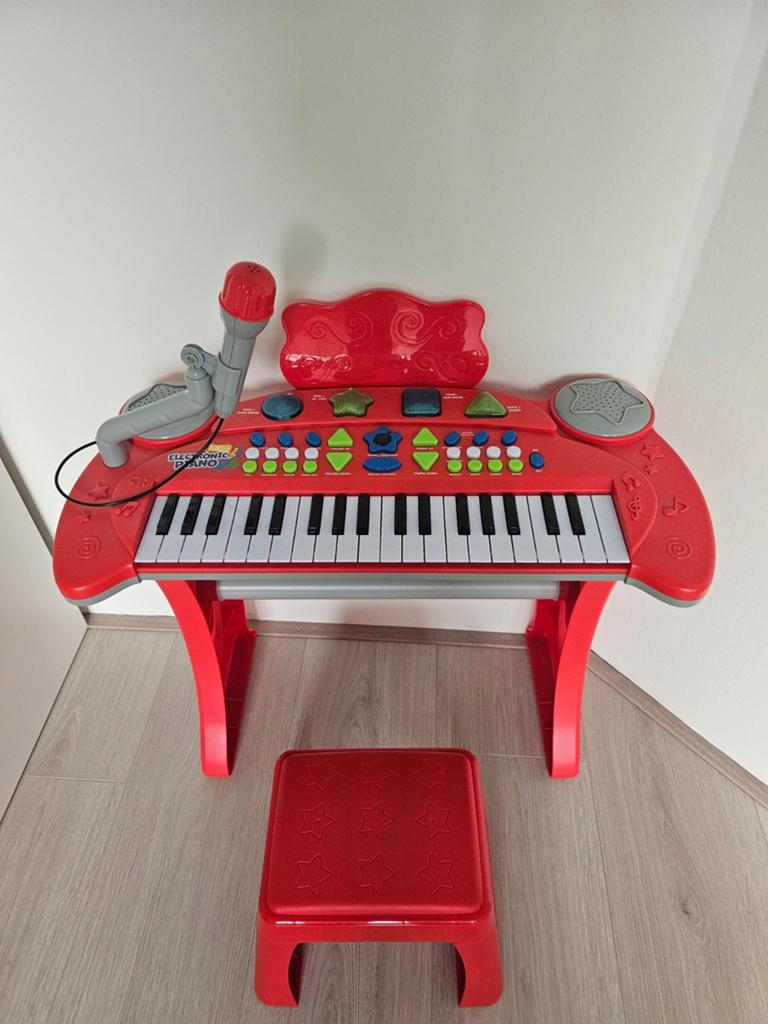 Kinder keyboard met krukje en microfoon - Zo goed als nieuw, Overige aantallen, Zo goed als nieuw, Met standaard, Ophalen