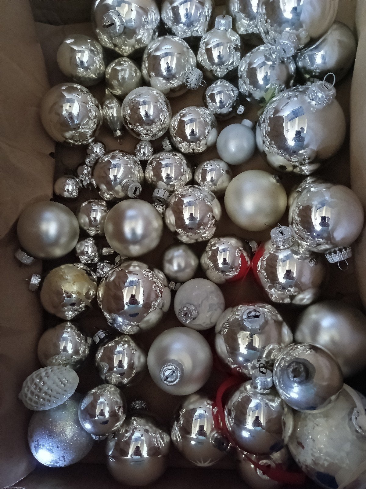 zilveren kerstballen, Ophalen, Gebruikt