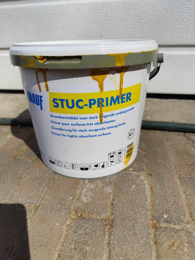 Knauf Stuc-Primer - 5 liter verdund (ca. 5 liter over), Gebruikt, 5 tot 10 liter, Geel, Ophalen of Verzenden