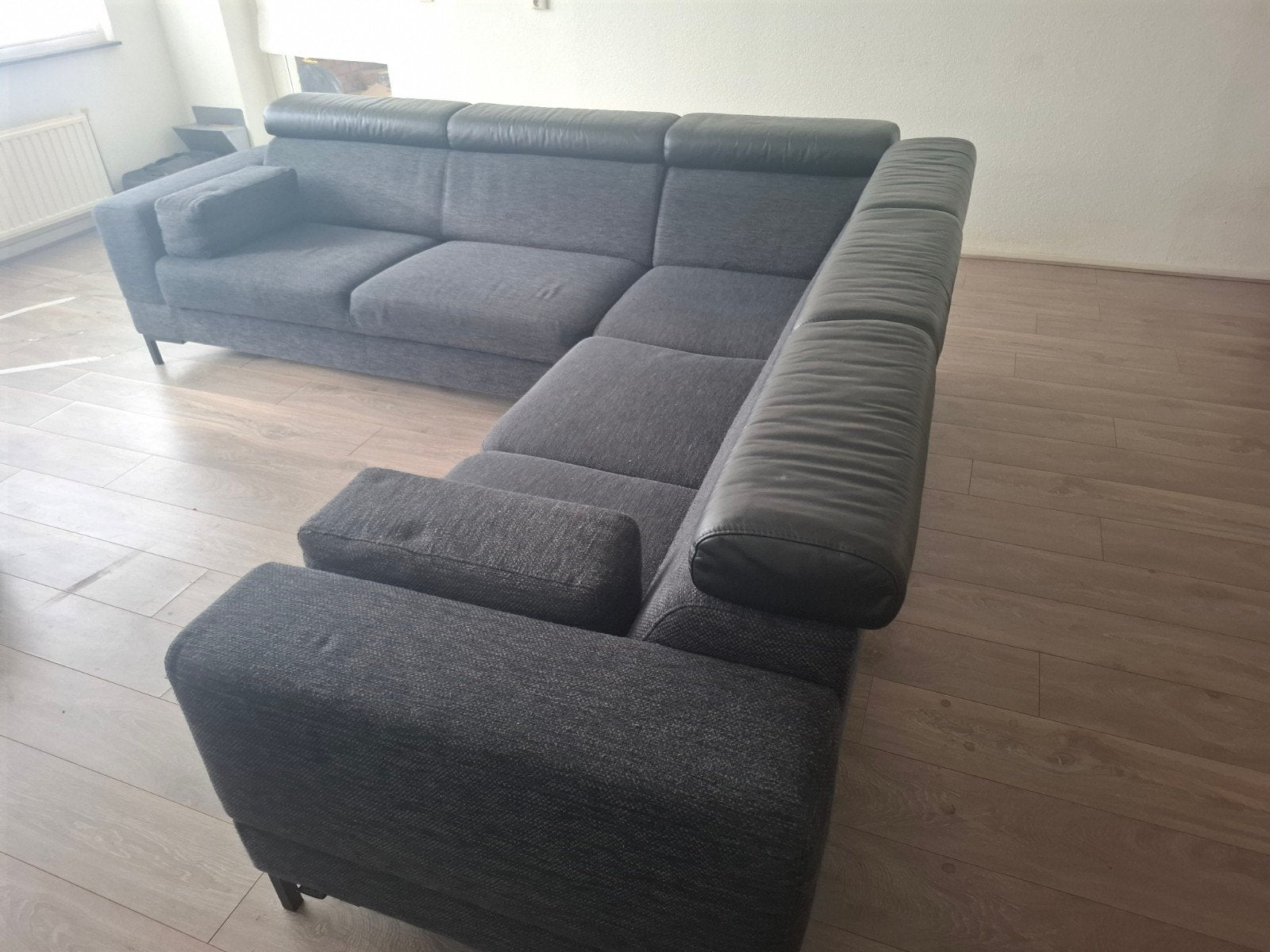 Gratis af te halen Grote hoekbank 2.75x2.45m l, Ophalen, Gebruikt, Leer, Modern