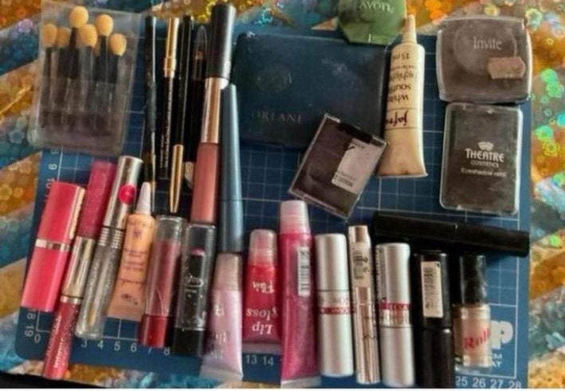 Diverse gebruikte make up artikelen, Ophalen of Verzenden, Overige kleuren, Gehele gezicht