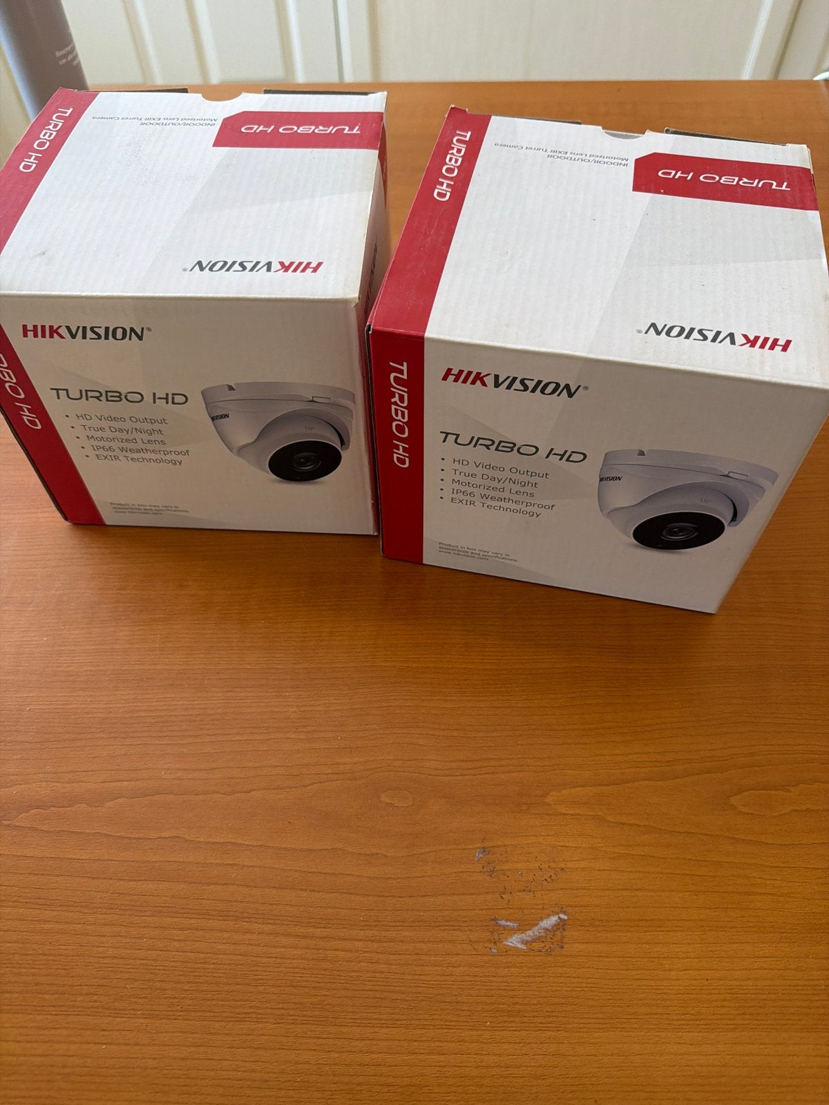Hikvision Turbo HD Buitencamera (2 stuks), Ophalen of Verzenden, Nieuw, Buitencamera