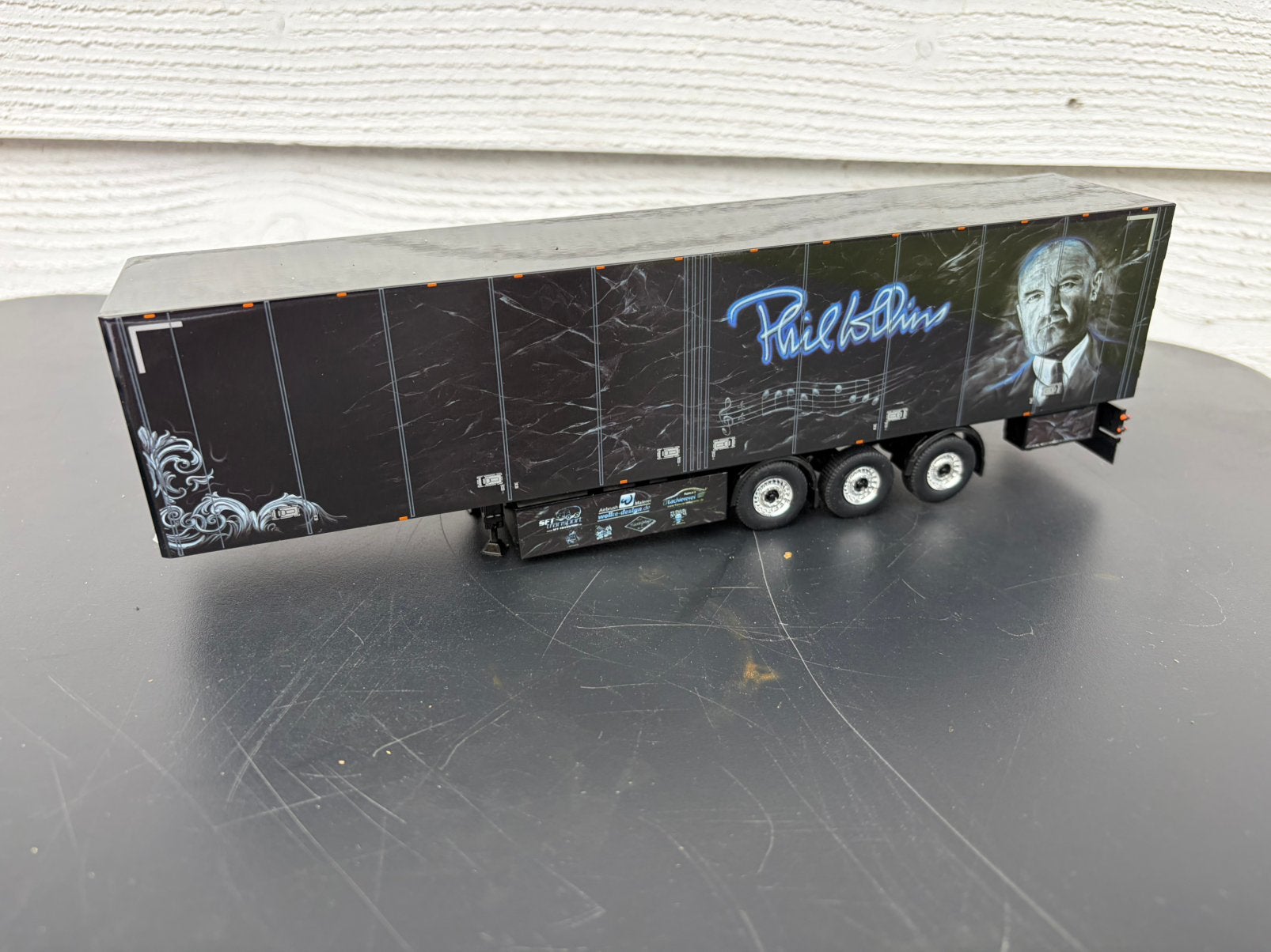 TEKNO OPLEGGER PHIL COLLINS, Hobby en Vrije tijd, Modelauto's | 1:50, Ophalen of Verzenden, Zo goed als nieuw, Bus of Vrachtwagen