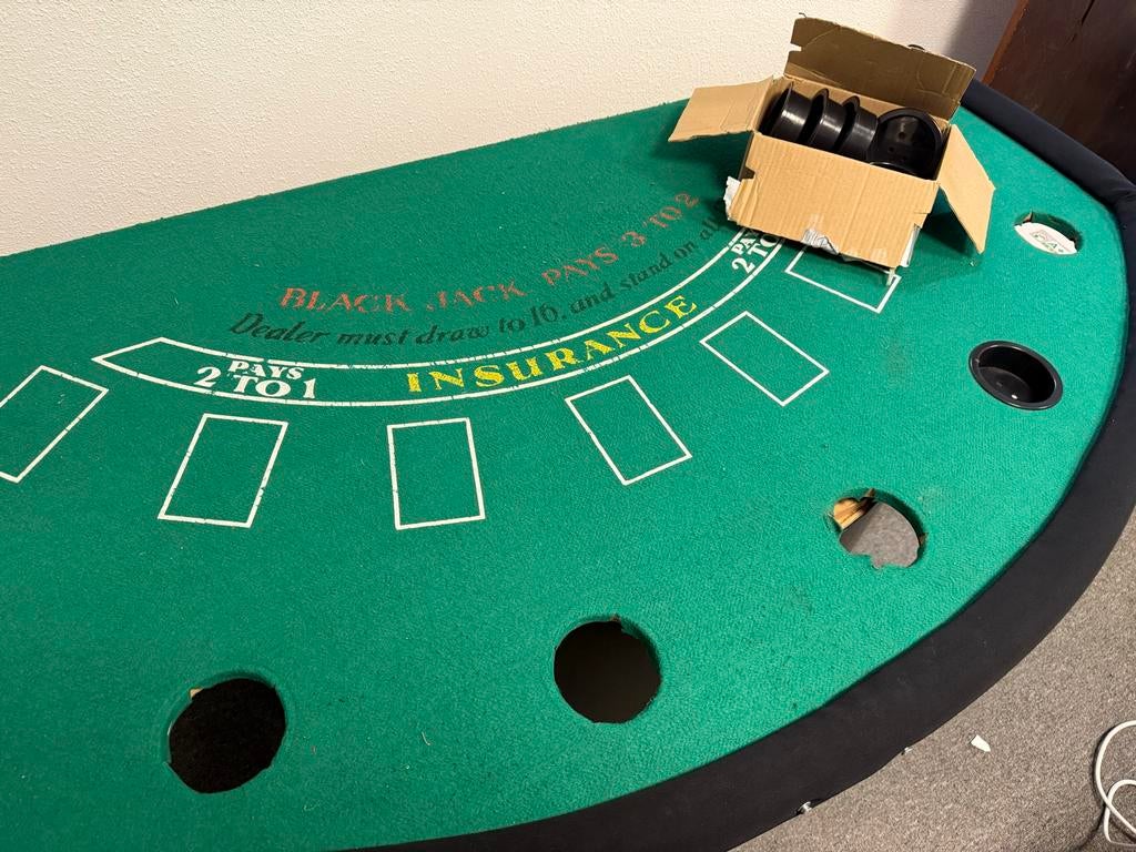 Blackjack tafel, Vijf spelers of meer, Ophalen, Gebruikt