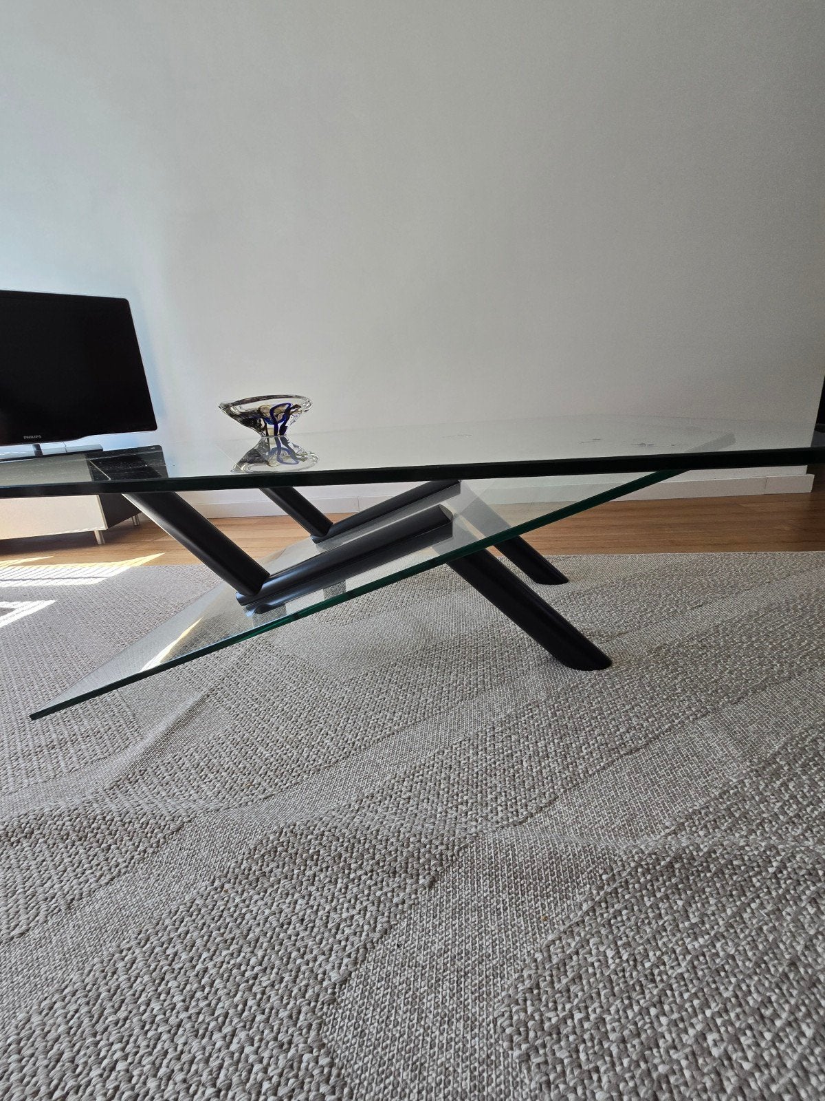 Design salontafel. Gehard glas, Huis en Inrichting, Tafels | Salontafels, Ophalen, Vierkant, 100 tot 150 cm, 100 tot 150 cm