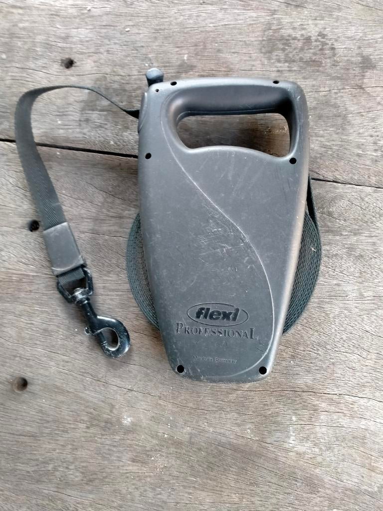 Oprolbare honden/dieren riem.Met rem .10 meter lengte., Dieren en Toebehoren, Ophalen, Gebruikt