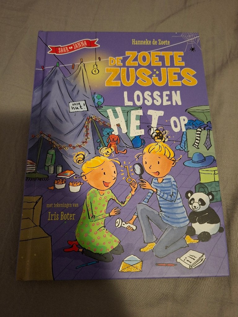Kinderboek de zoete zusjes lossen het op, Ophalen, Fictie algemeen, Zo goed als nieuw, Hanneke de Zoete