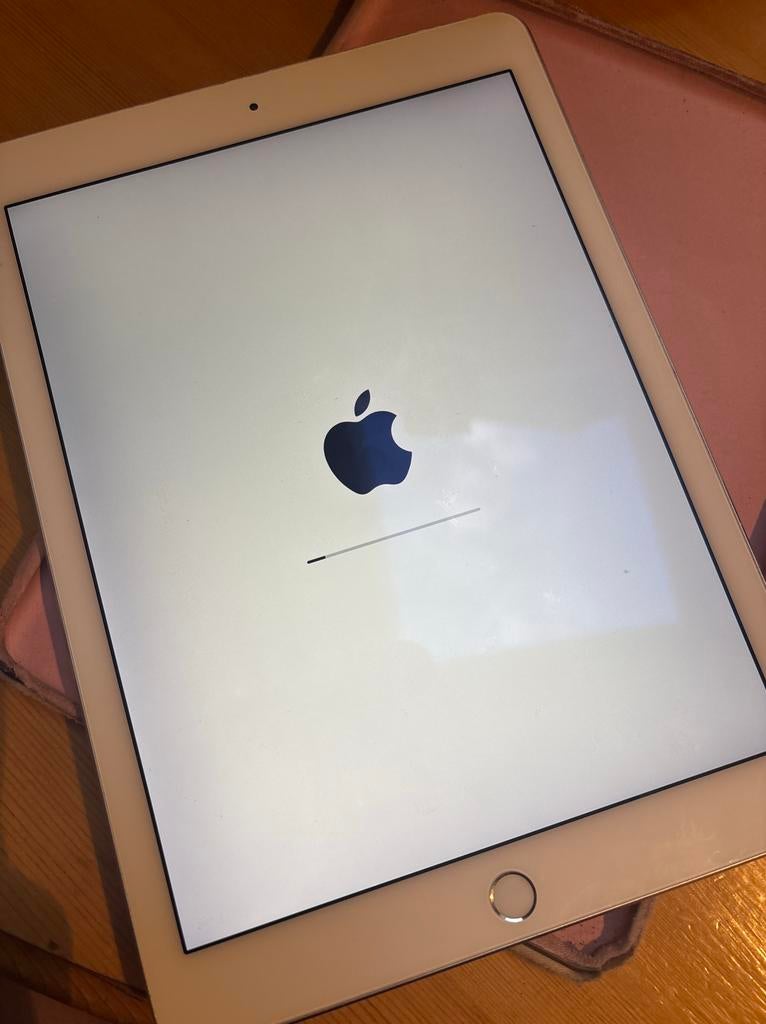 iPad Air 2 - werkt nog prima!, 10 inch, Gebruikt, Wit, Apple iPad Air