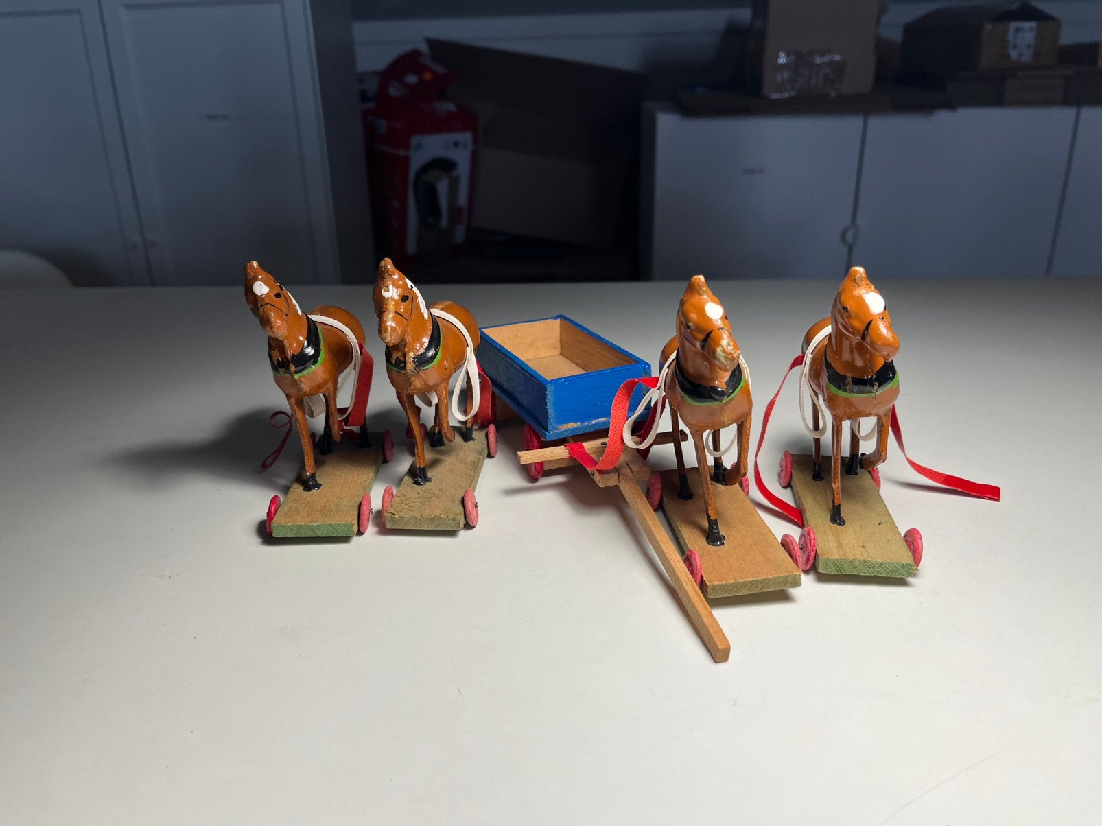 Merkloos - Vintage paarden met houten kar, Antiek en Kunst, Ophalen of Verzenden