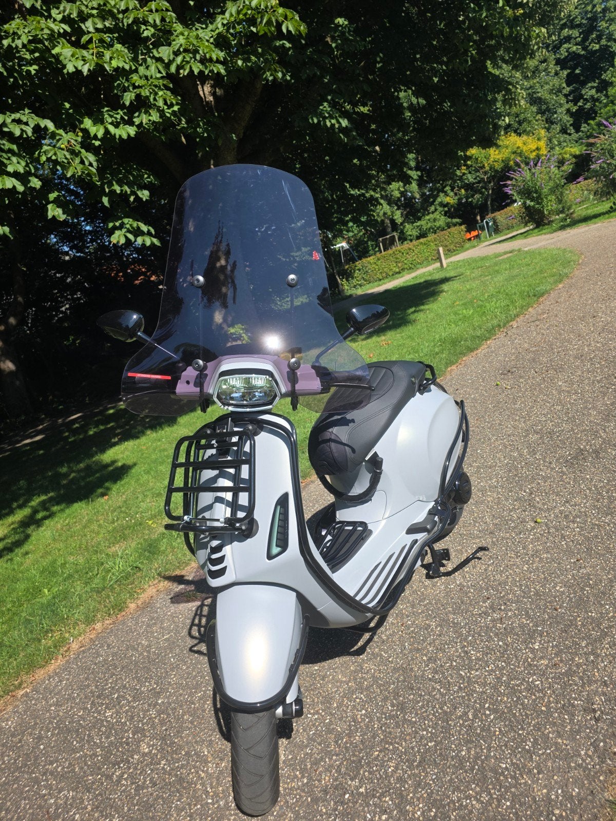 Vespa Sprint Custom AMG Edition - nieuw staat, Ophalen, Zo goed als nieuw, Maximaal 45 km/u, Overige modellen