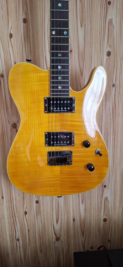 Fender Special Edition Custom Telecaster,  ibanez bass, Ophalen, Fender, Met versterker, Zo goed als nieuw