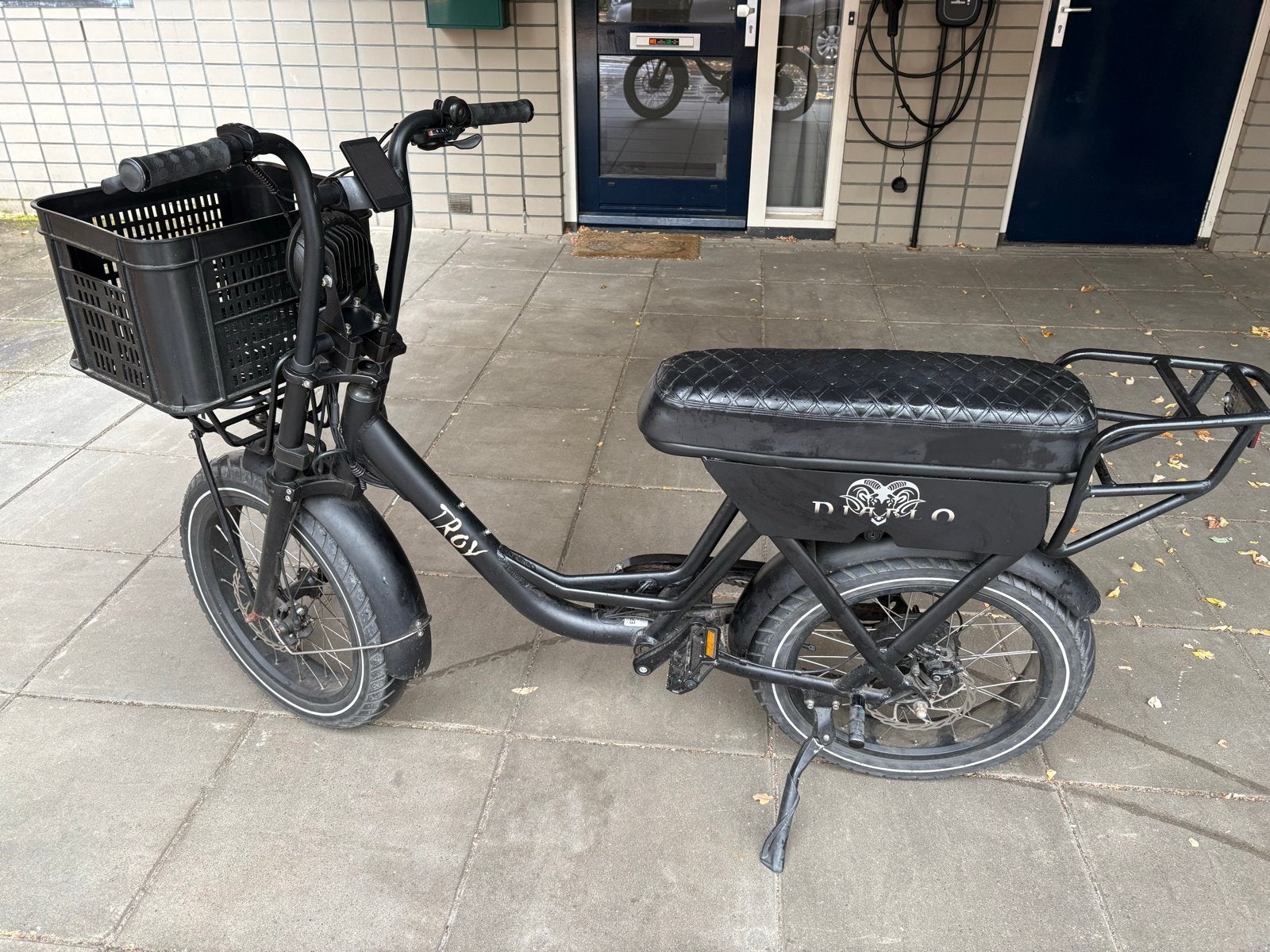 Troy Diablo E-bike met krat en achterdrager, Gebruikt, 51 tot 55 cm, 30 tot 50 km per accu, Ophalen