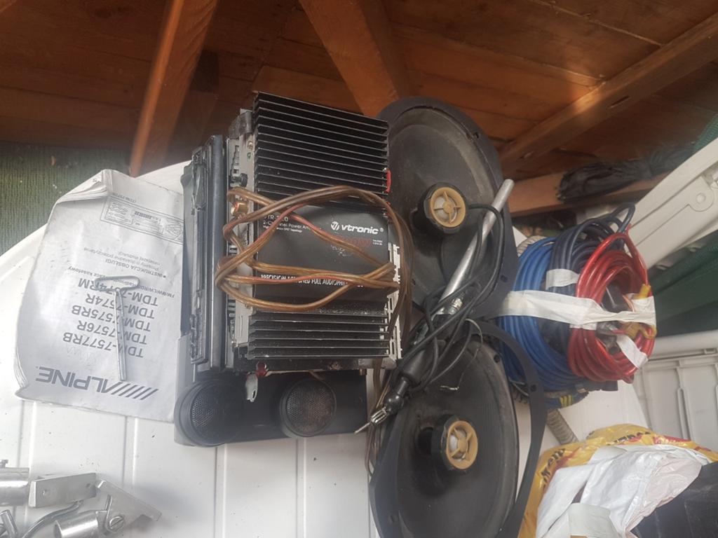 Radio cd en cassette alpine, Ophalen