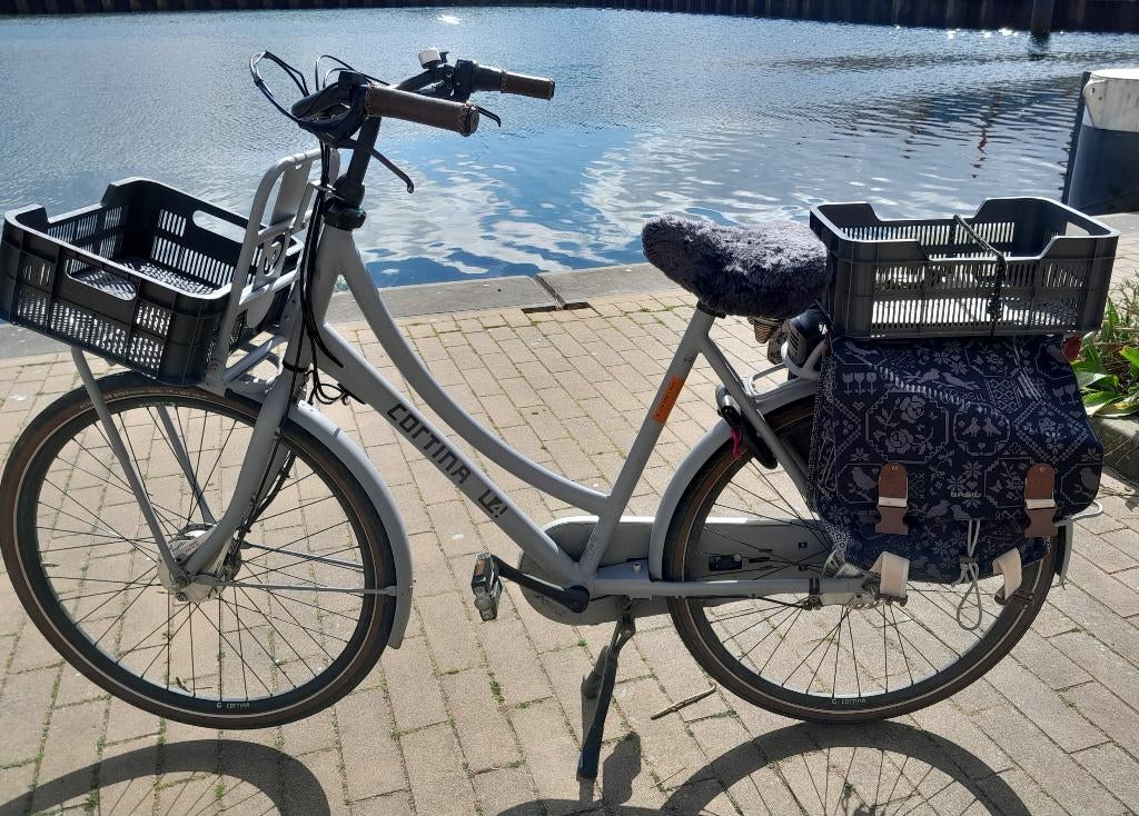 Cortina, elektrische transportfiets., Ophalen, Gebruikt, 30 tot 50 km per accu, Cortina
