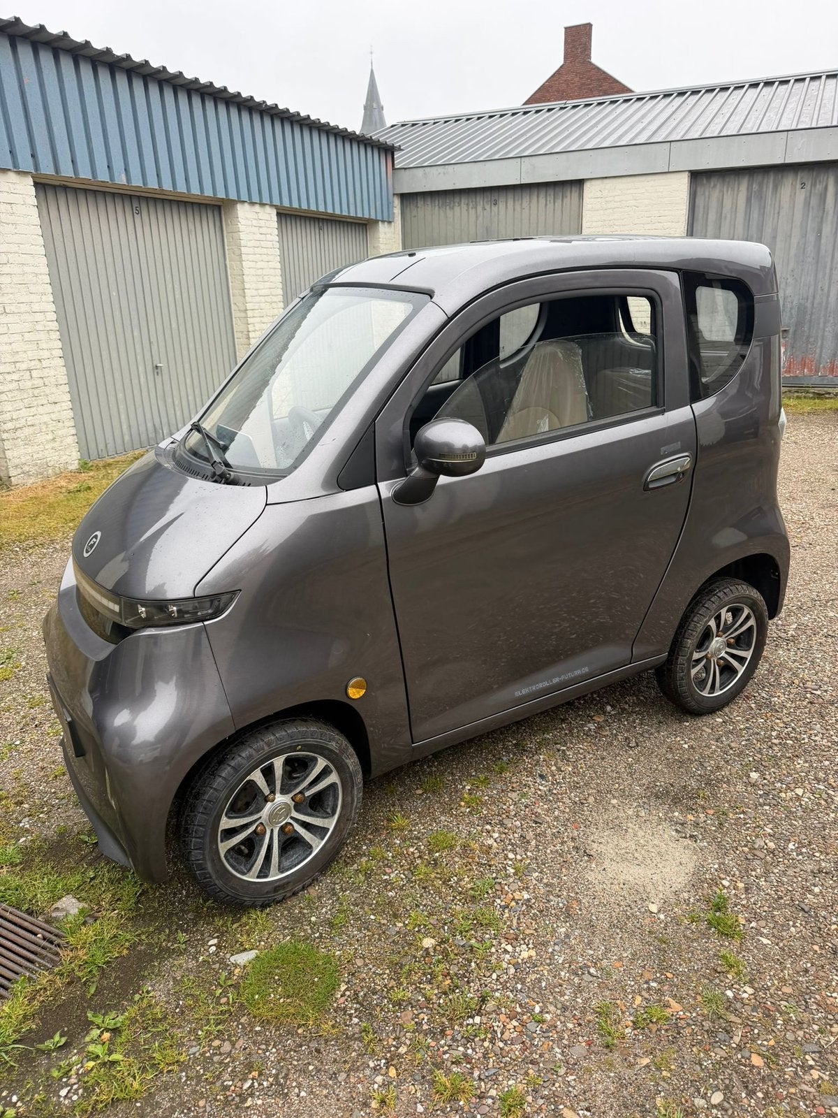 Futura luxe overdekte scootmobiel rijbwijs vrij, Ophalen, Zo goed als nieuw, 46 km of meer, 16 km/u of meer