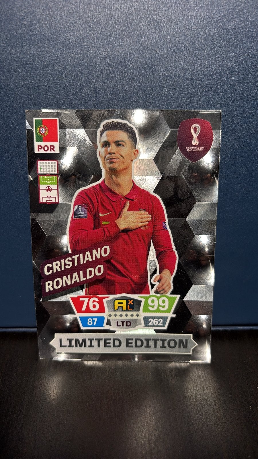 Cristiano Ronaldo LIMETED EDITION qatar 2022, Ophalen of Verzenden, Zo goed als nieuw, Buitenlandse clubs, Poster, Plaatje of Sticker