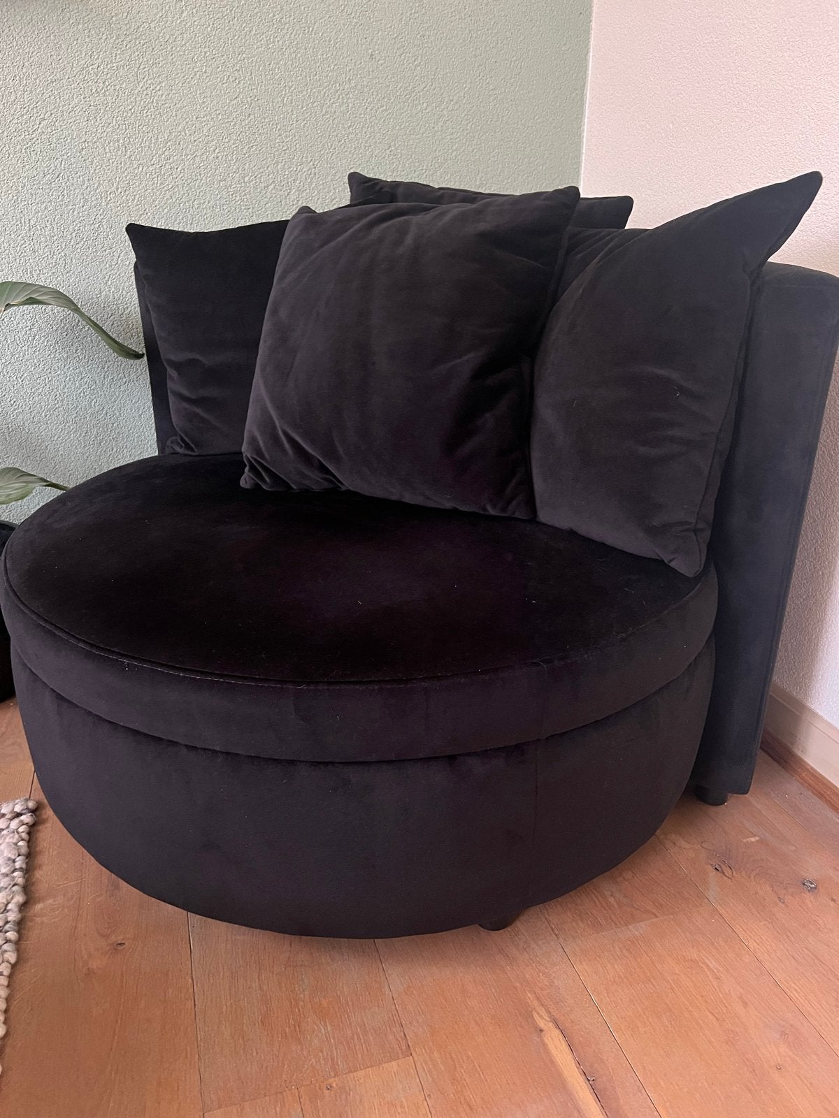 Ronde fauteuil 100cm zwart velours met 3 kussens, Ophalen of Verzenden, Zo goed als nieuw, Stof, 100 tot 125 cm
