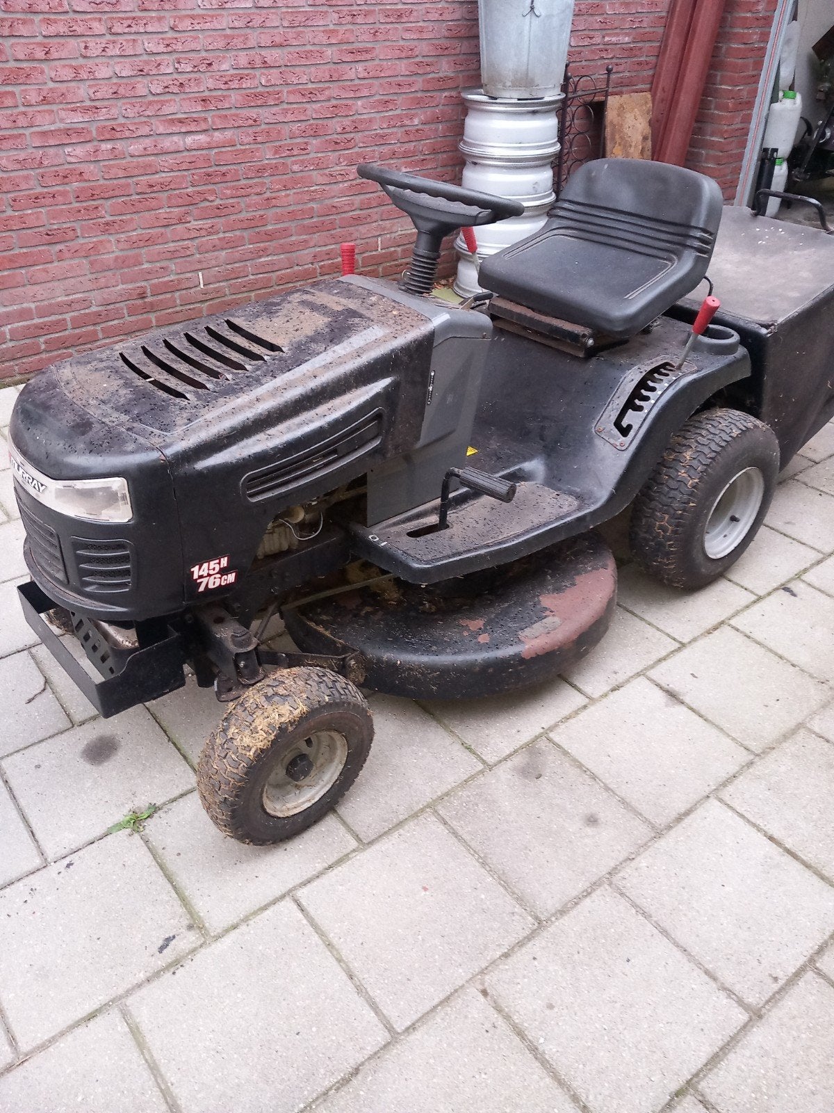 zitmaaier gazonmaaier tuintrekker murray, Tuin en Terras, Zitmaaiers, Ophalen, Gebruikt, Murray, Versnellingen