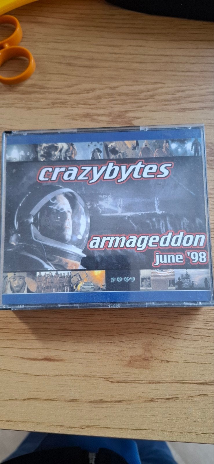 Crazybytes Armageddon Juni '98 - 4 CD's met games n software, Spelcomputers en Games, Overige genres, 1 speler, Ophalen of Verzenden