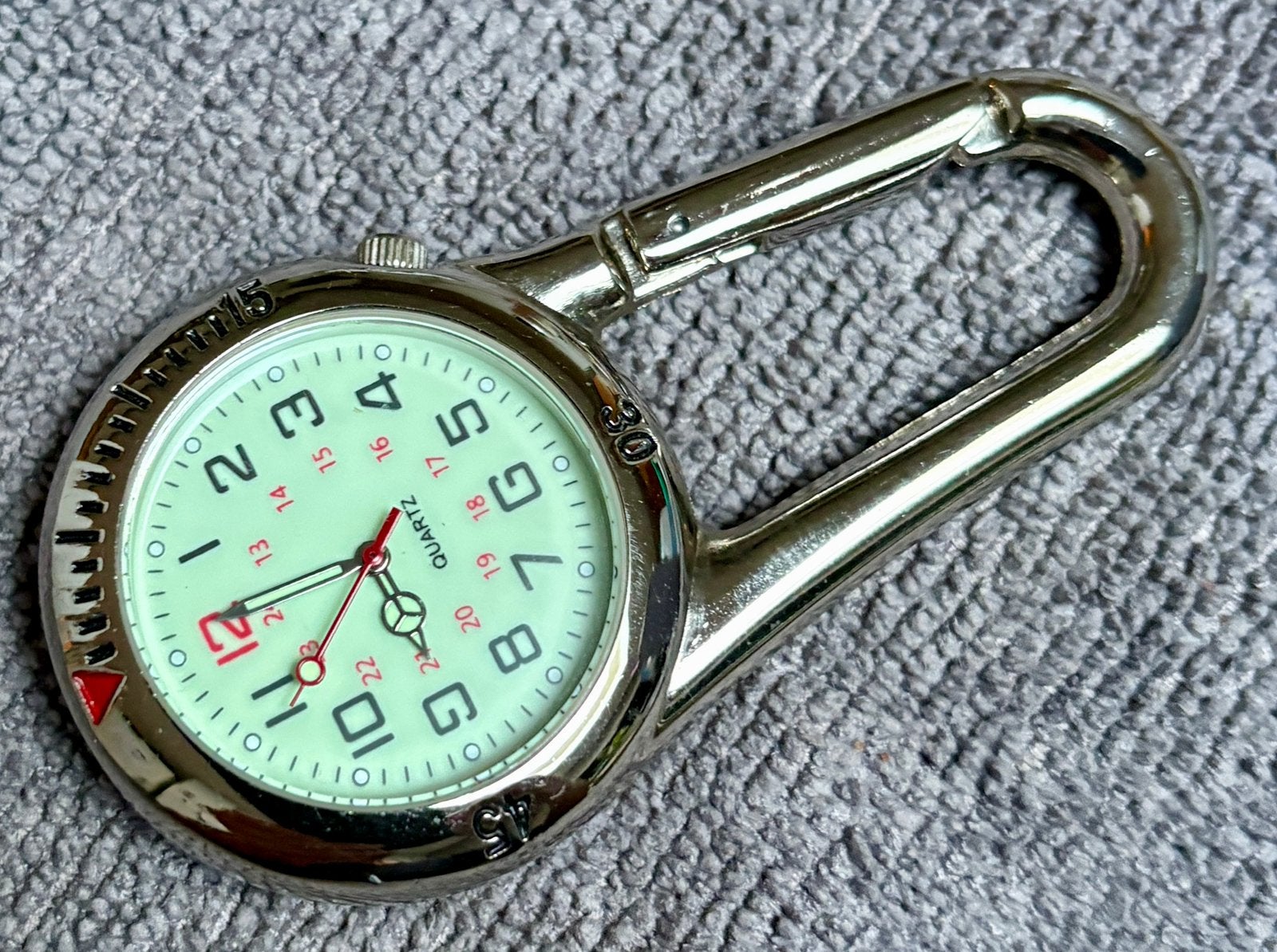 3x verpleegkundige/ zuster horloges te koop, Overige materialen, Zakhorloge, Zo goed als nieuw, Ophalen