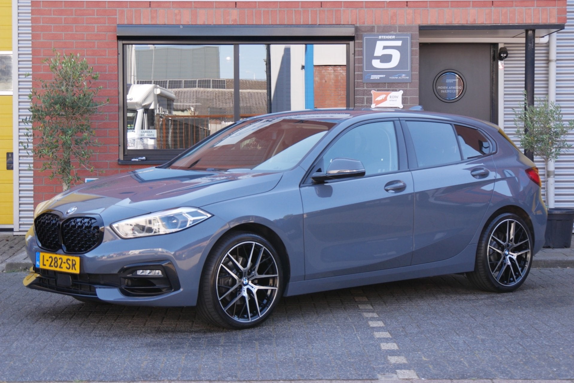 BMW 1-serie 118i Executive. sport.navi.sportstoel.vitureelor, Auto's, BMW, Gebruikt, Leder en Stof, Origineel Nederlands, Bedrijf