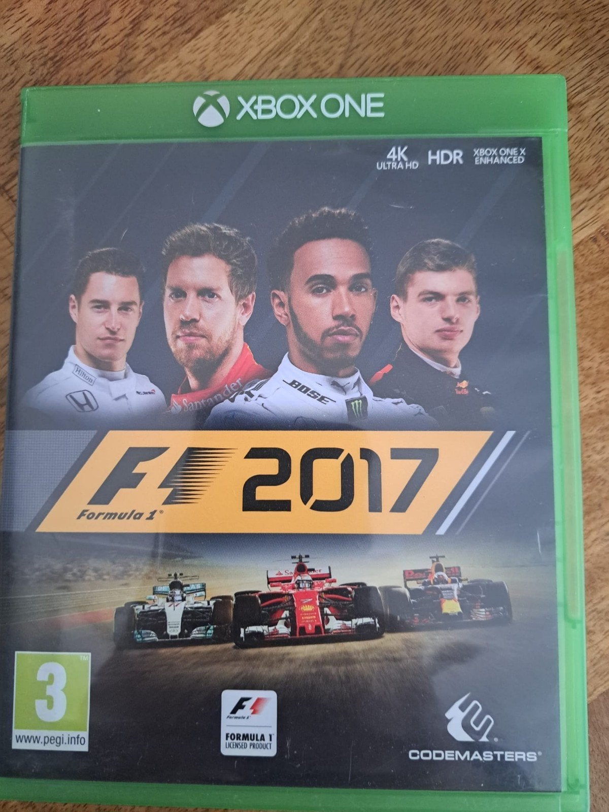 F1 2017 - Xbox One (Racegame), Spelcomputers en Games, Online, Gebruikt, 1 speler, Racen en Vliegen