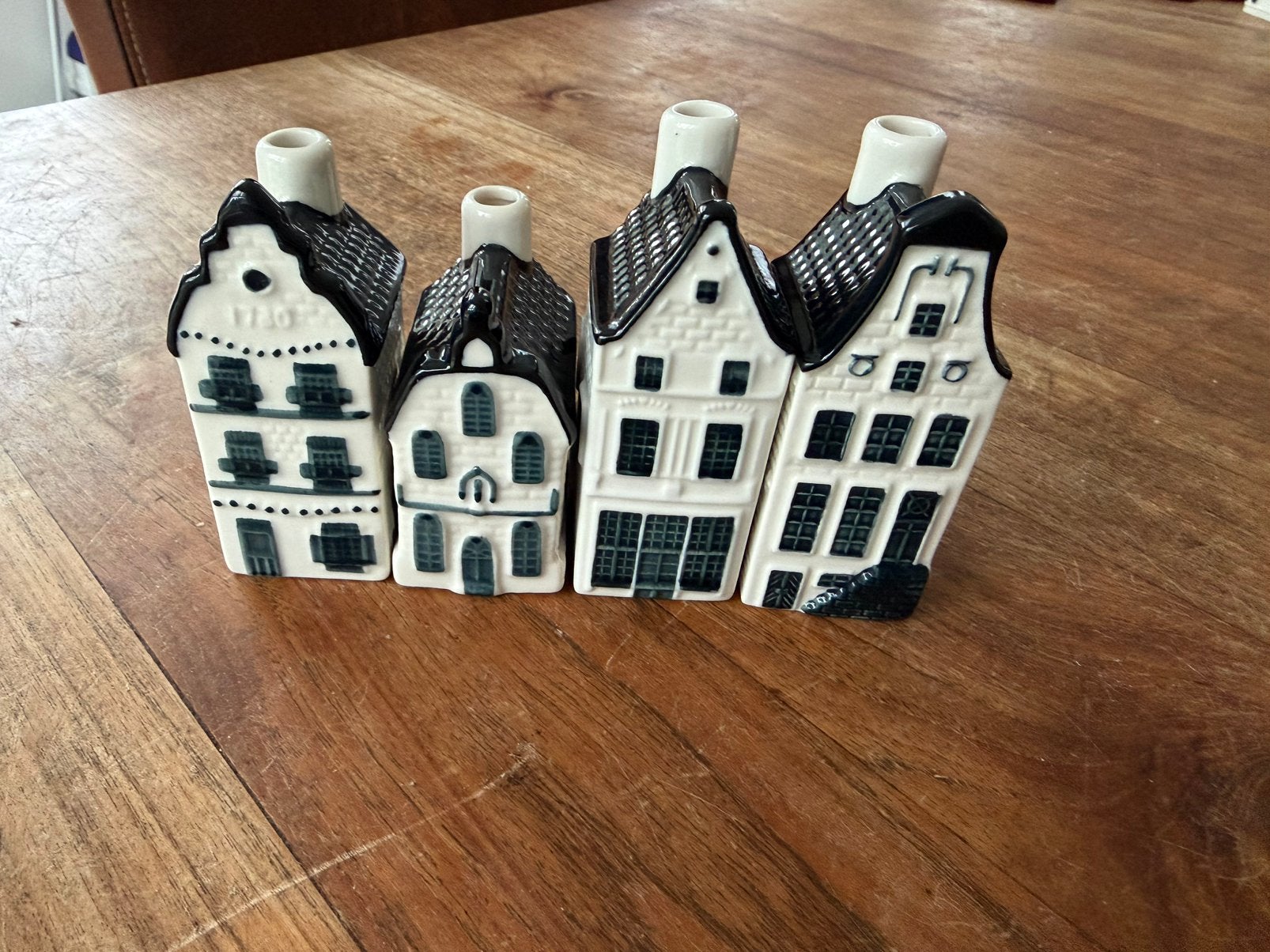 KLM huisjes 3,7,8,9, Verzamelen, Ophalen of Verzenden, Zo goed als nieuw, 1 t/m 20