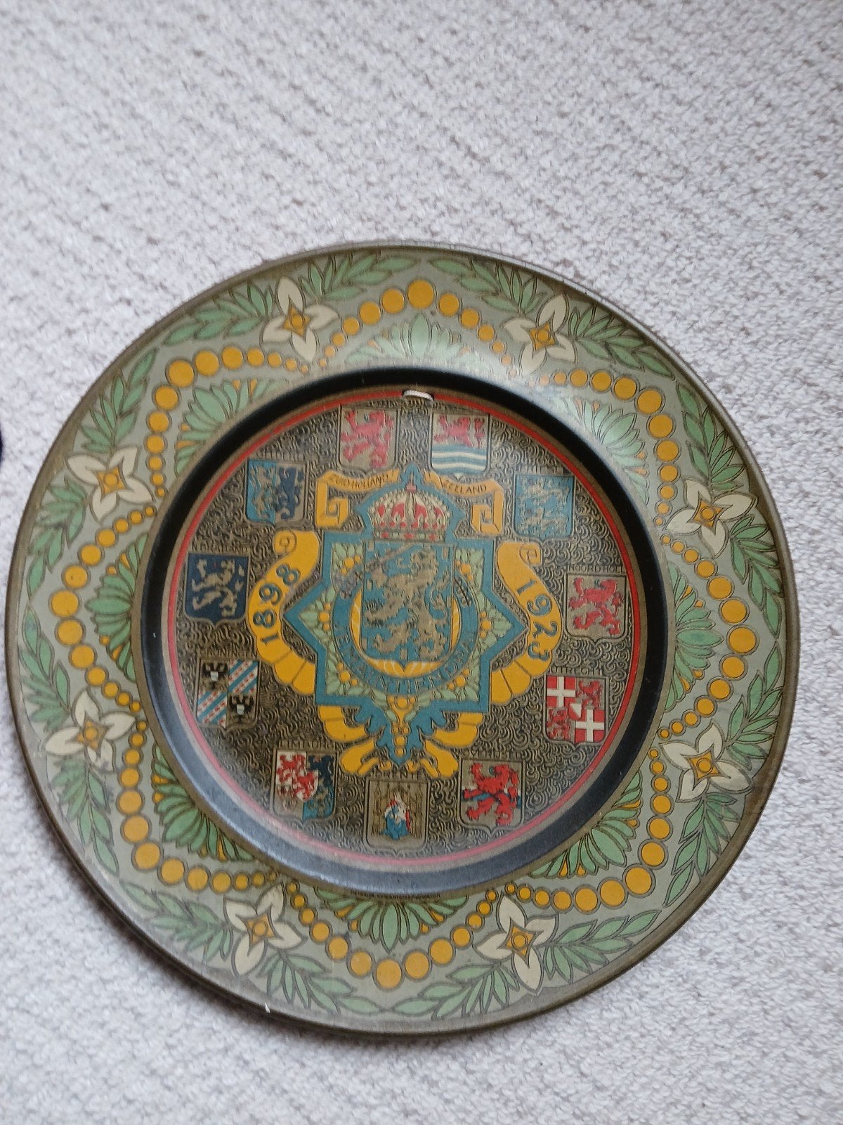 Antiek herdenkingsbord koningin Wilhelmina, Antiek en Kunst, Antiek | Wandborden en Tegels, Ophalen of Verzenden