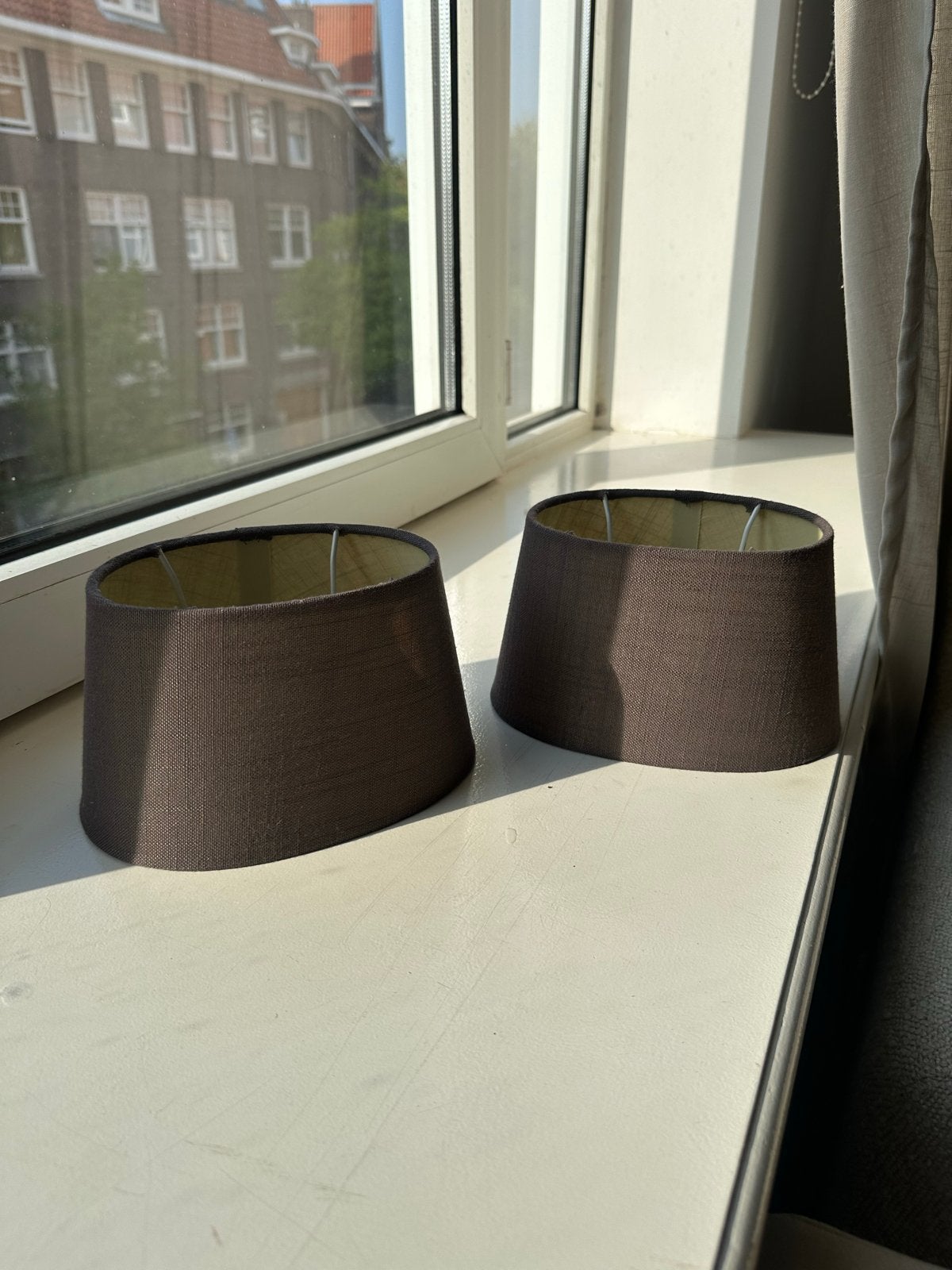 Twee taupe lampenkappen van mooie stof, Ophalen, Bruin, Overige typen, Zo goed als nieuw